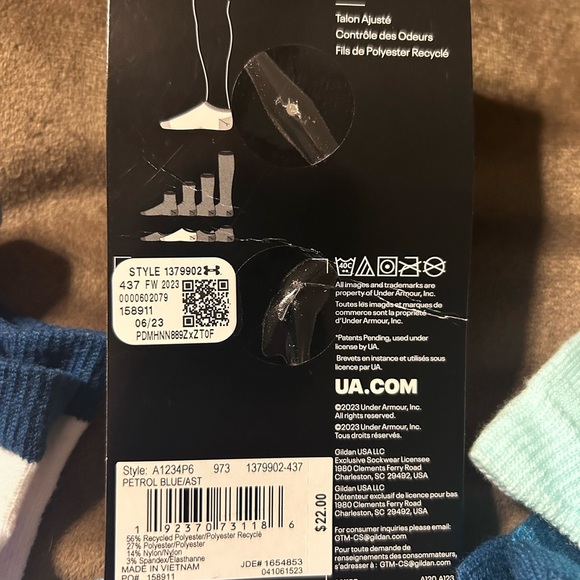 Women’s Under Armour socks - Picture 3 of 3